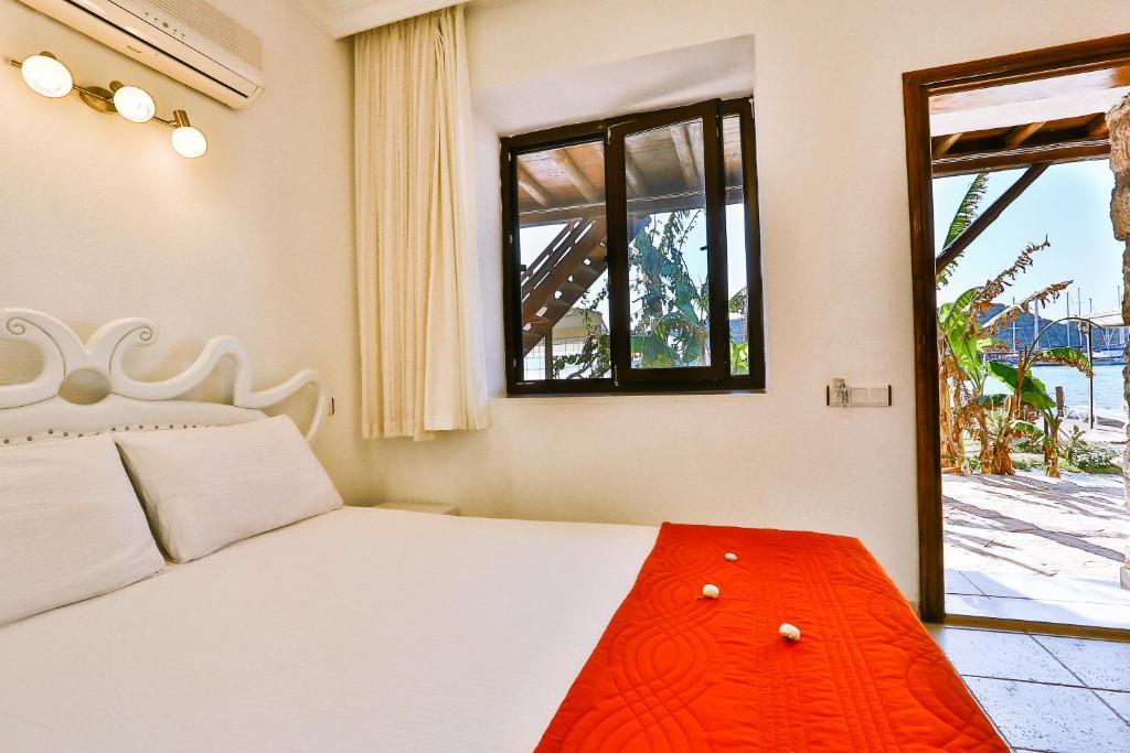Kekova Theimussa Hotel Kaleucagiz ห้อง รูปภาพ