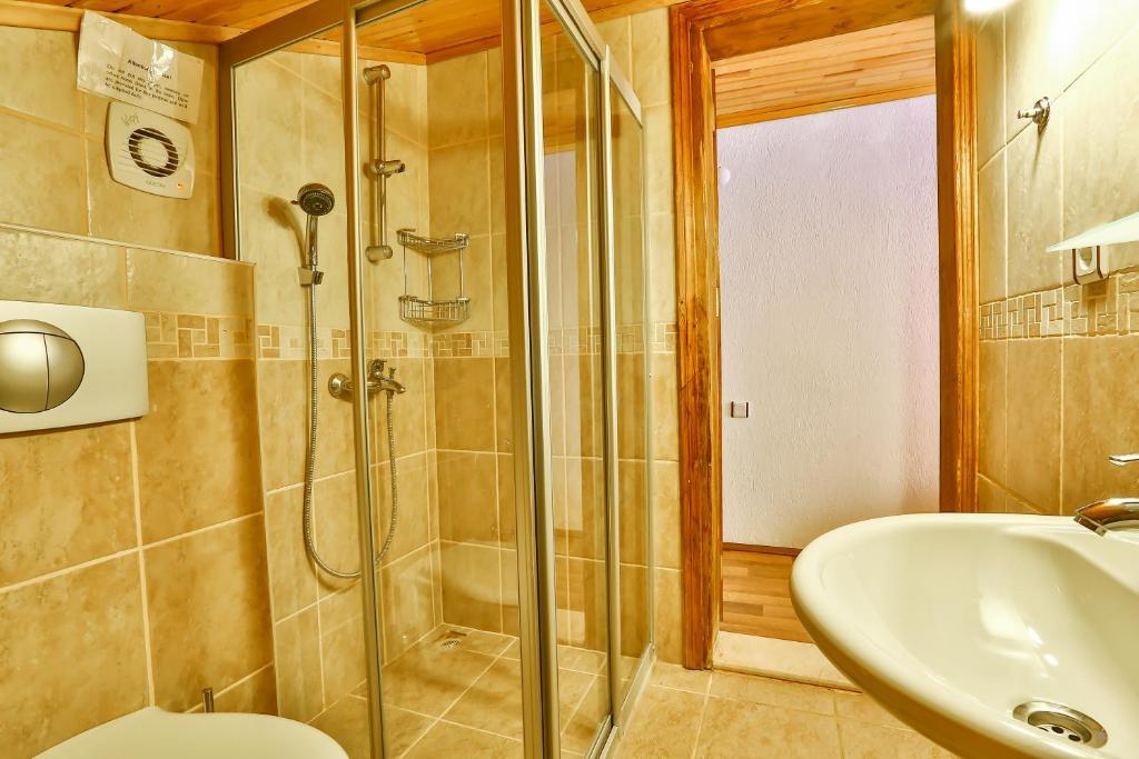 Kekova Theimussa Hotel Kaleucagiz ภายนอก รูปภาพ